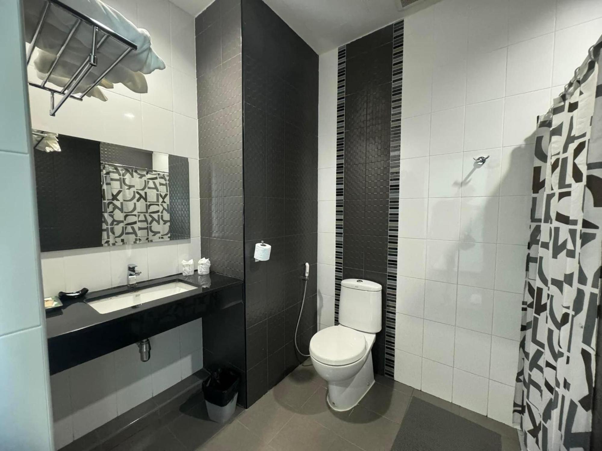 Socool Grand Hotel Nang Rong Εξωτερικό φωτογραφία
