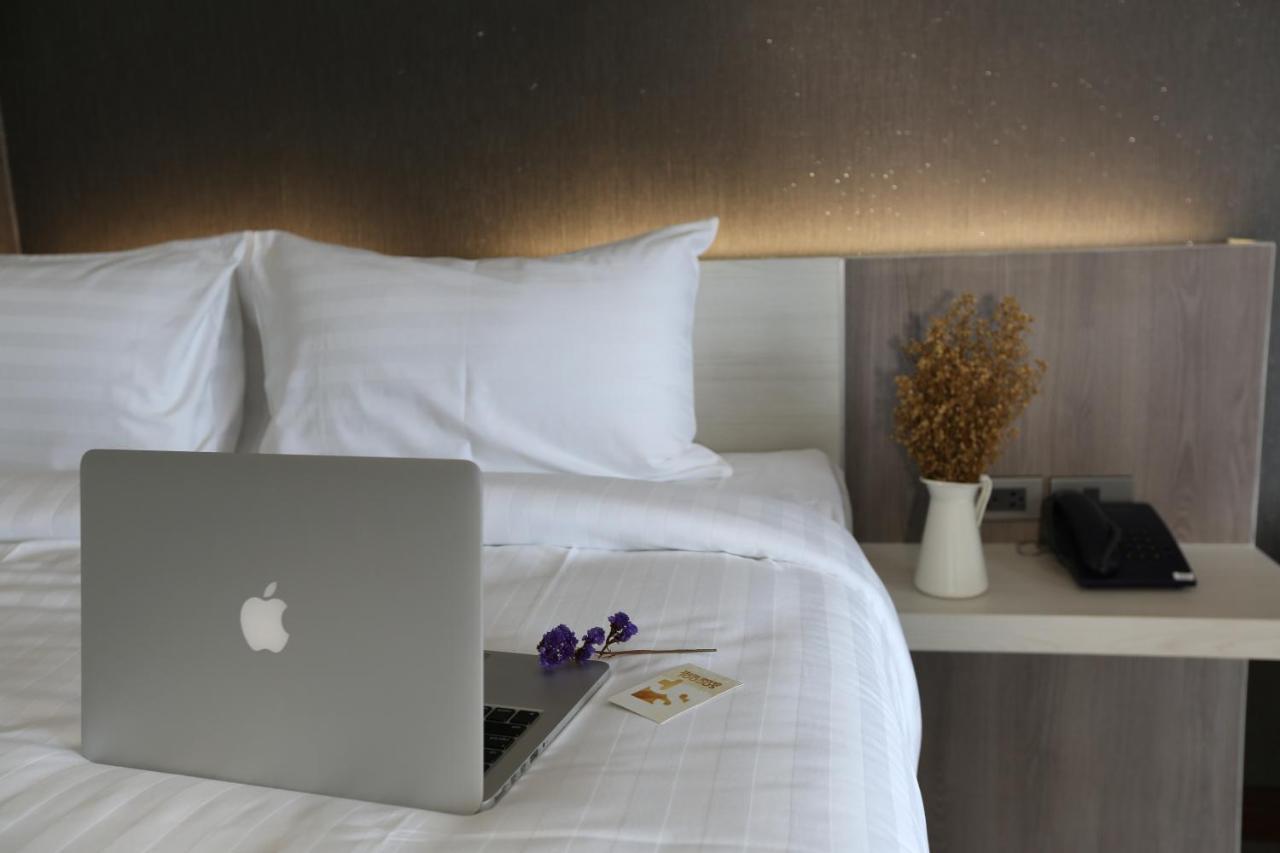 Socool Grand Hotel Nang Rong Εξωτερικό φωτογραφία